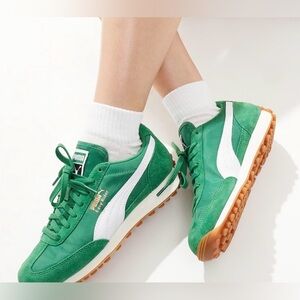Puma Women's Emerald Green Sneakers